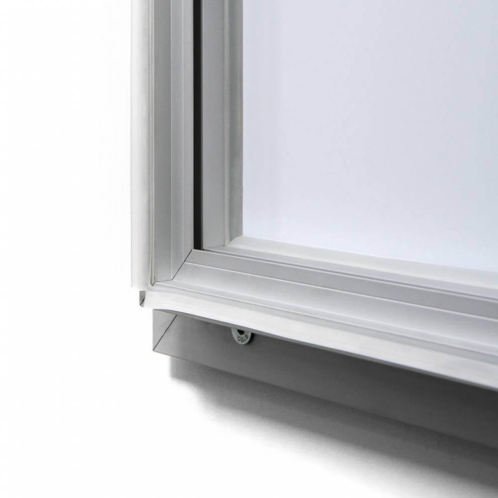 Vitrina Anuncios Exterior